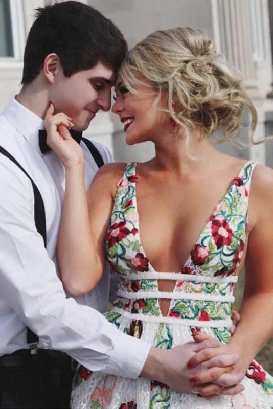 A Line V Neck Flower Appliques Prom Dresses Long Evening Dresses TP0888