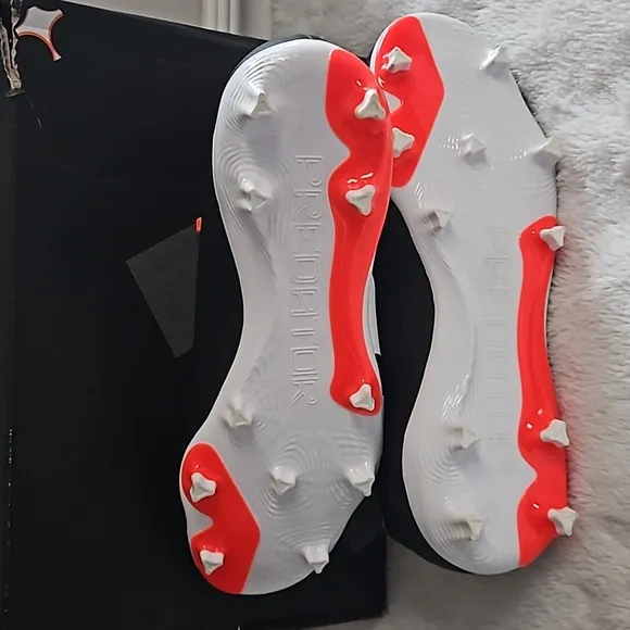 Adidas Predator League FG Soccer Cleats