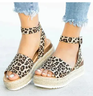 Aquilina® | Fashionable Sandals For Women