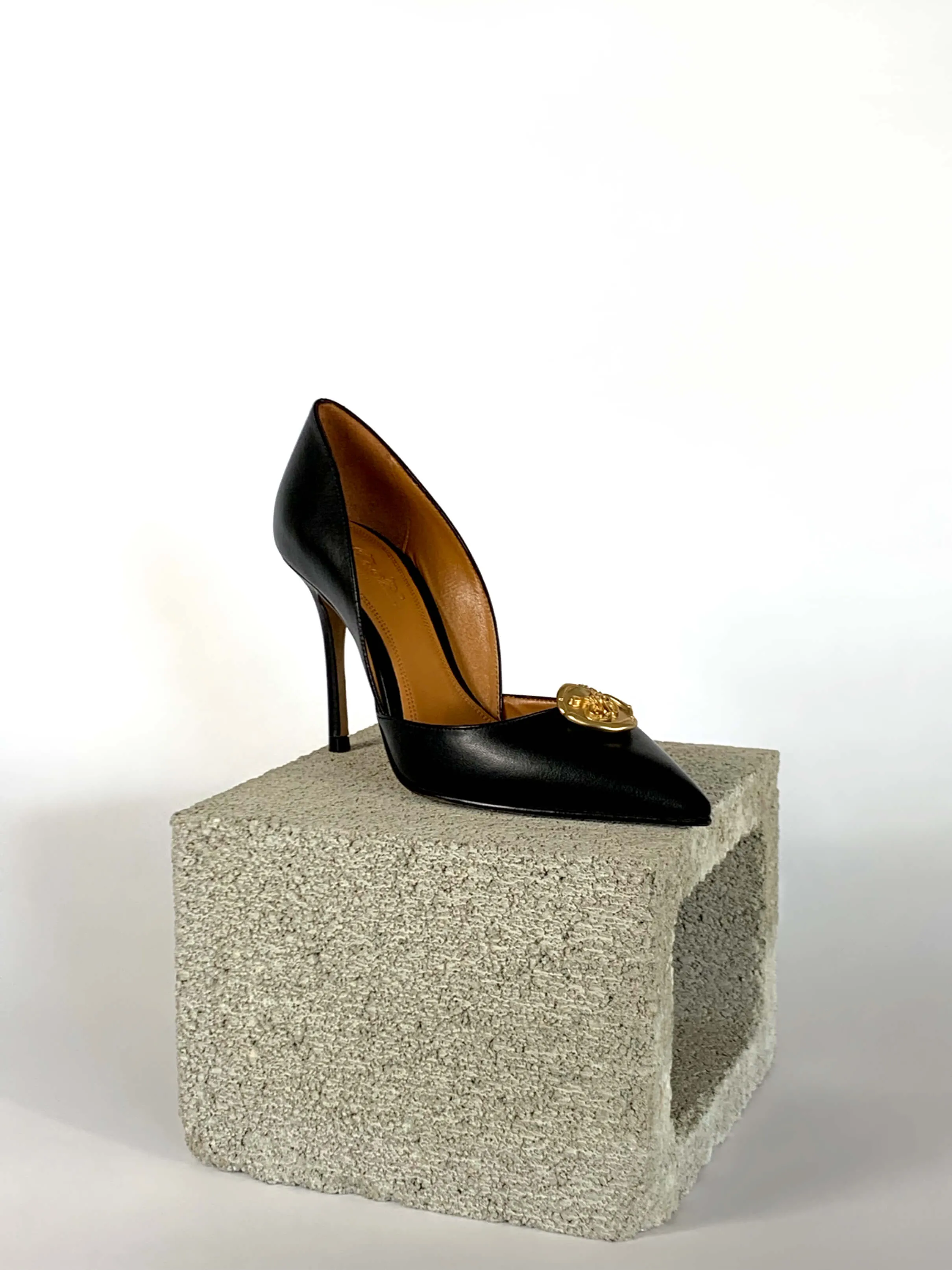 Brigitte - Black