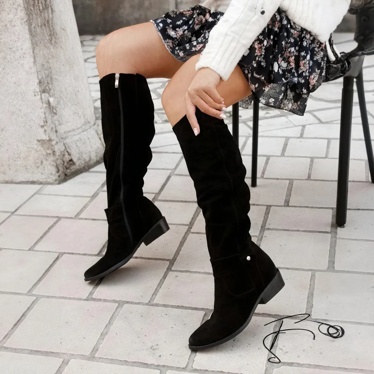 Chic Knee-High Slouchy Boots