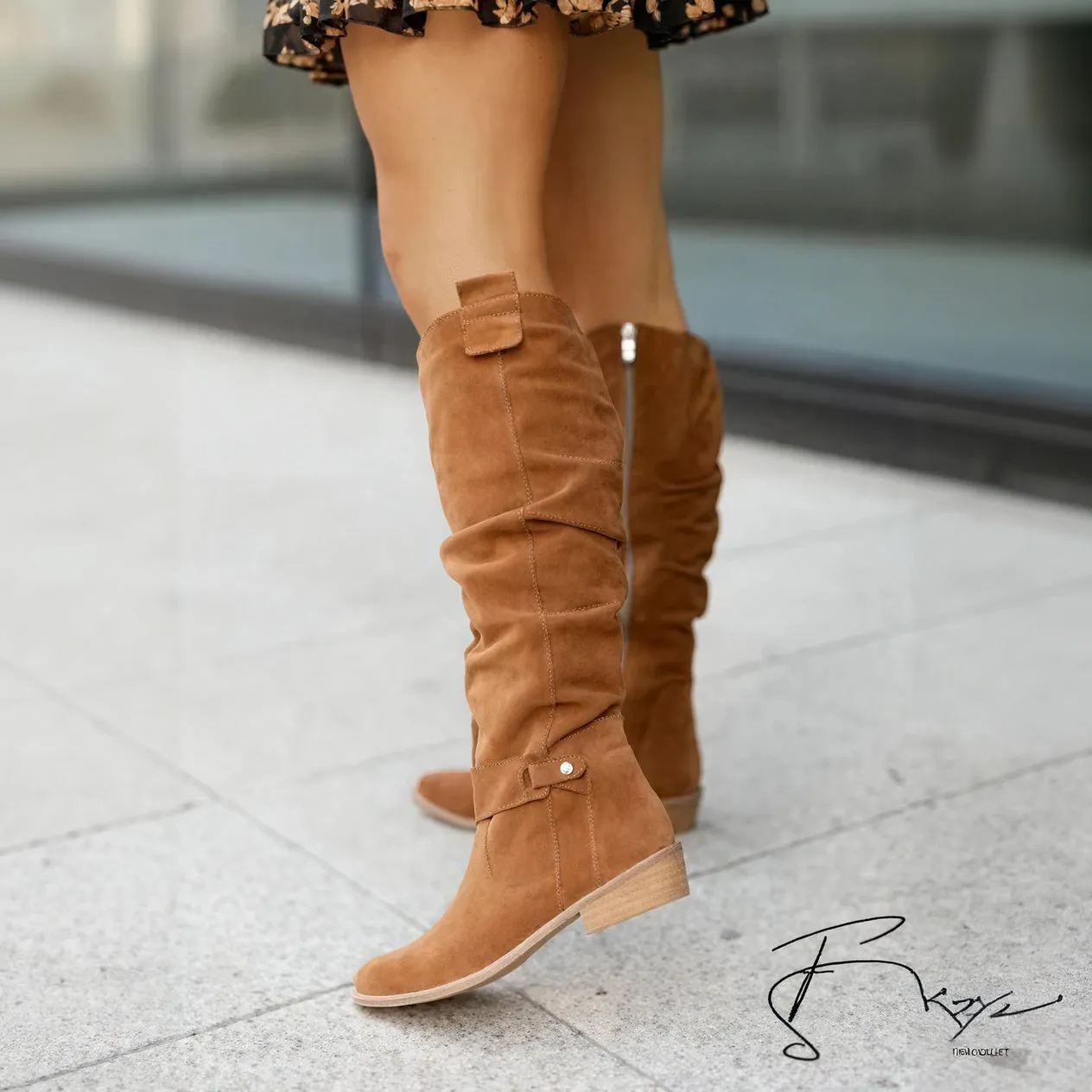 Chic Knee-High Slouchy Boots