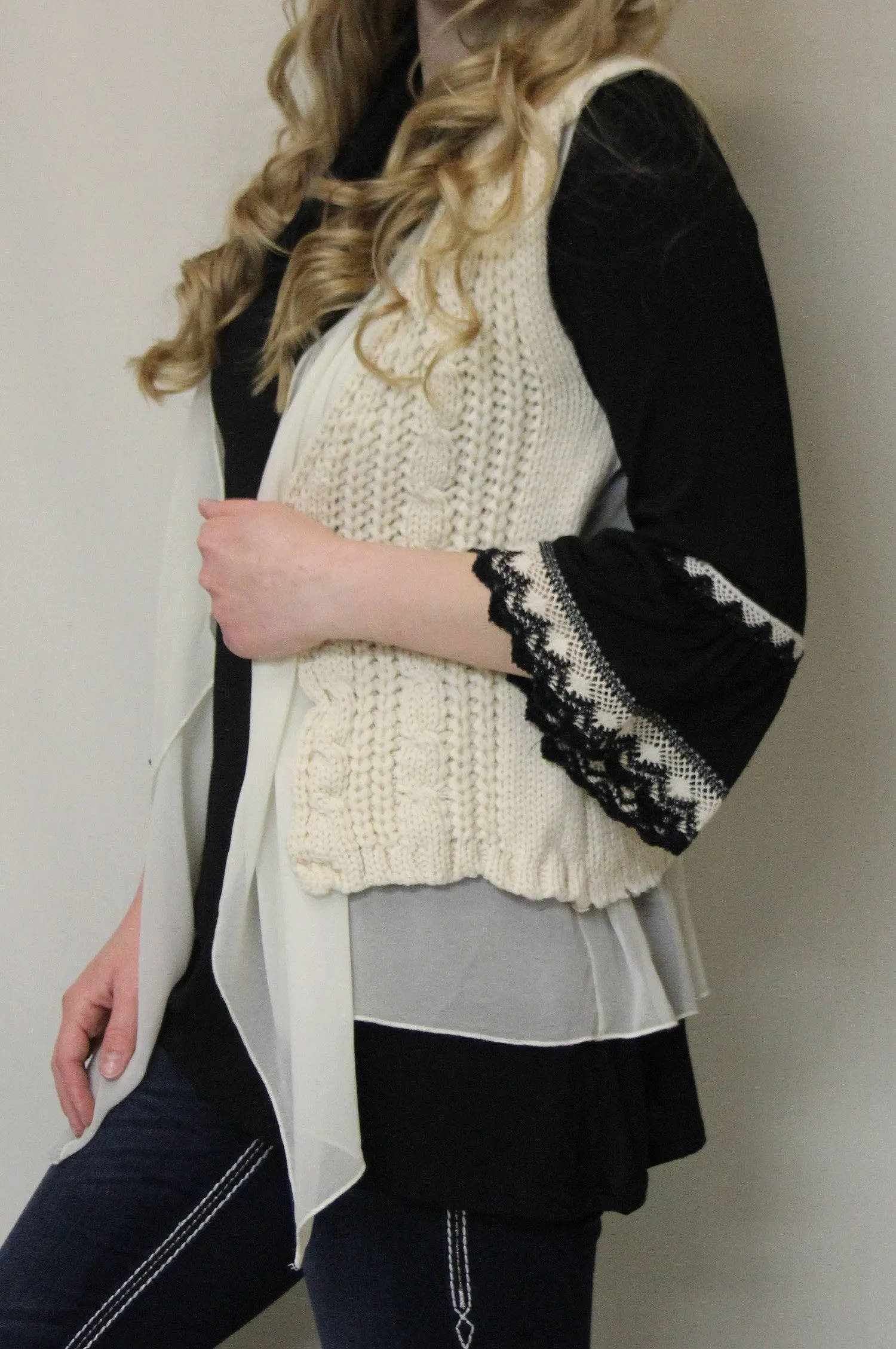 Costa Blanca | Crochet Natural Vest