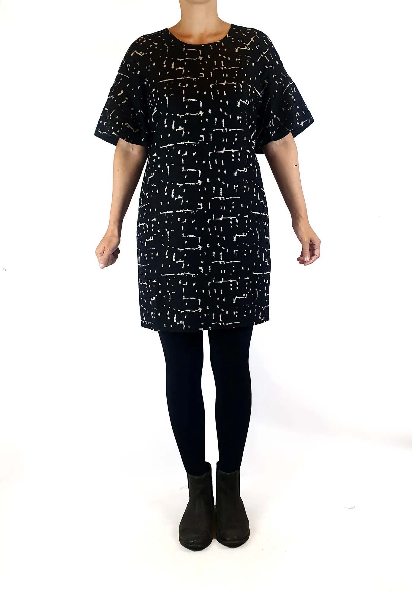 Country Road black print 1/2 sleeve dress size 8