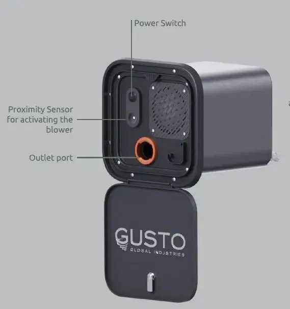 Gusto External Air Blown Cleaner Hose and Brush Black