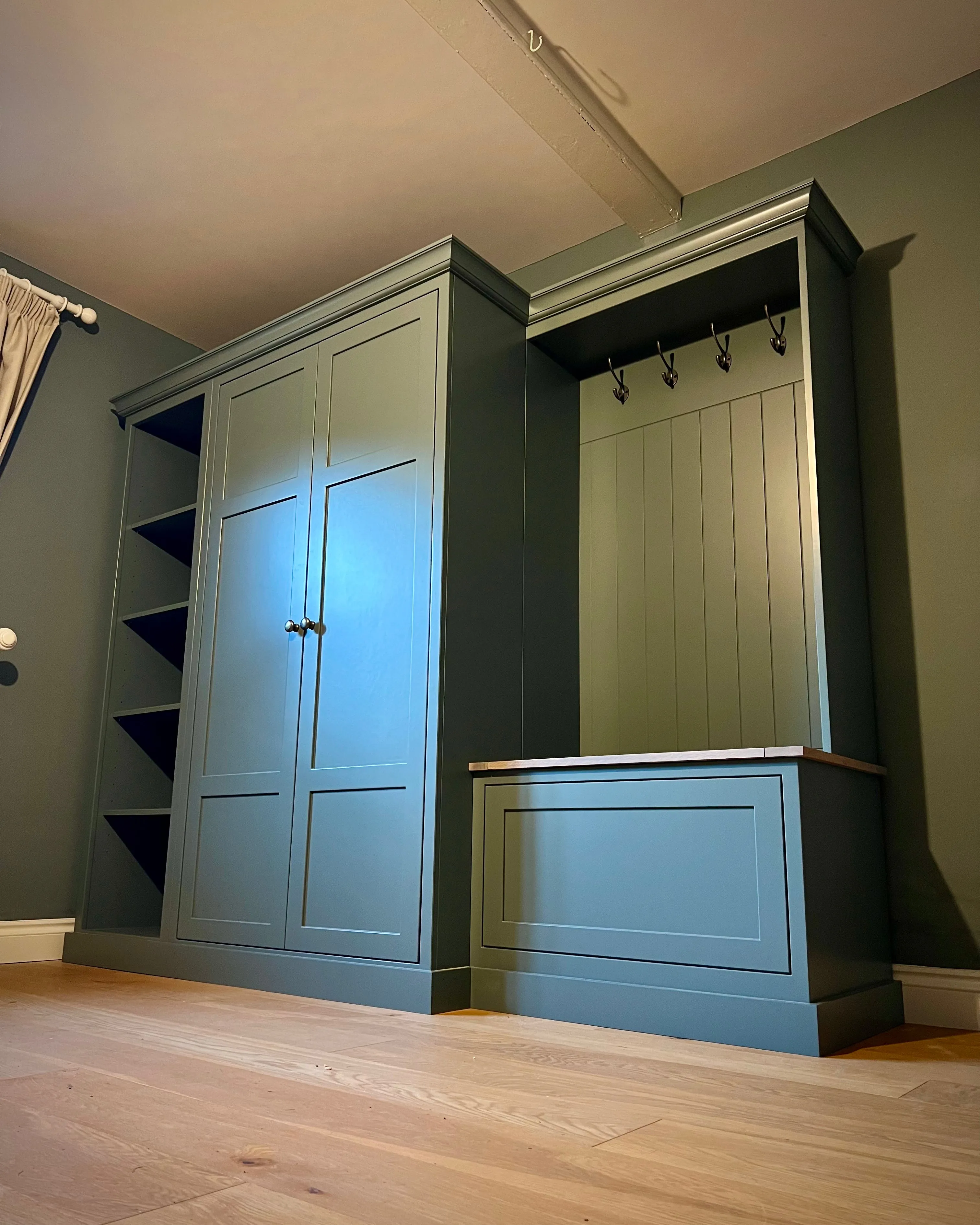 Hallway Bench Tidy