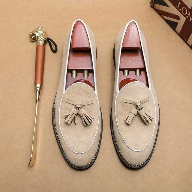 Italienische Luxusmarke Wildleder Herren Quasten Design Loafers