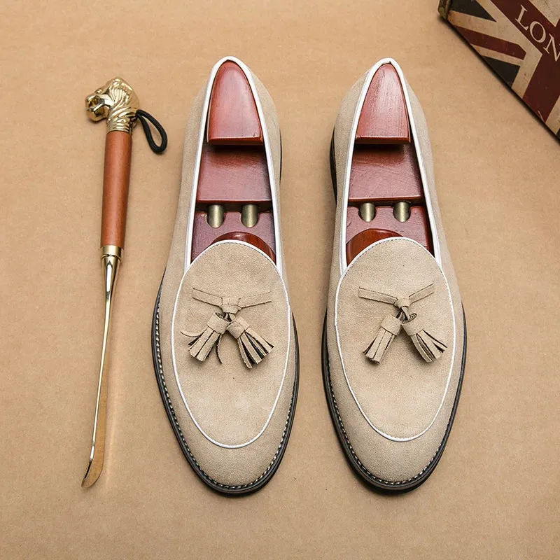 Italienische Luxusmarke Wildleder Herren Quasten Design Loafers