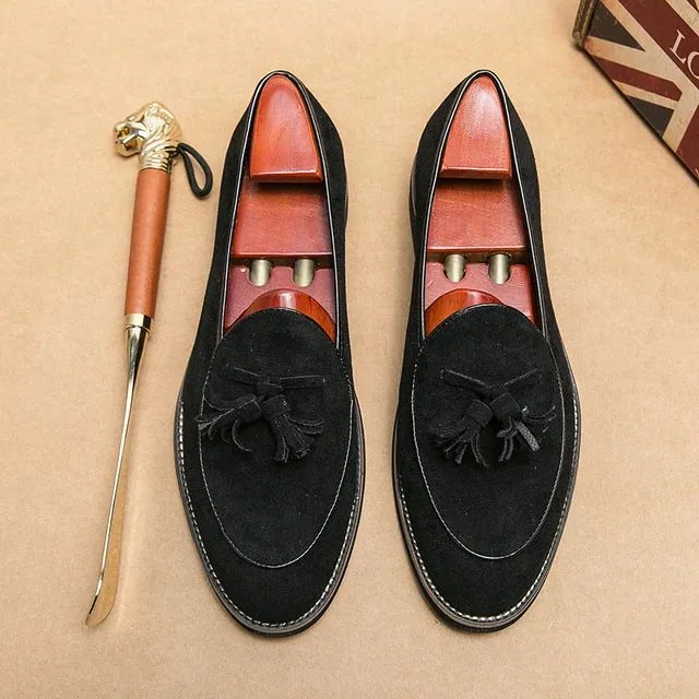 Italienische Luxusmarke Wildleder Herren Quasten Design Loafers