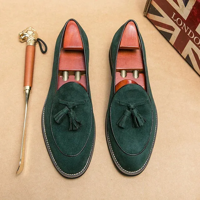 Italienische Luxusmarke Wildleder Herren Quasten Design Loafers