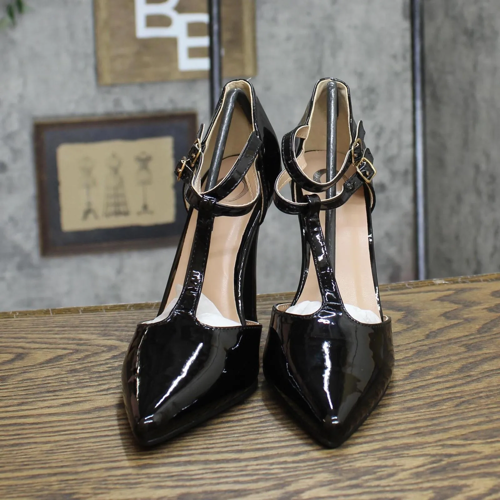 Journee Collection Womens Tru Patent Pointed Toe Pumps Shoes TRU Black 7.5M