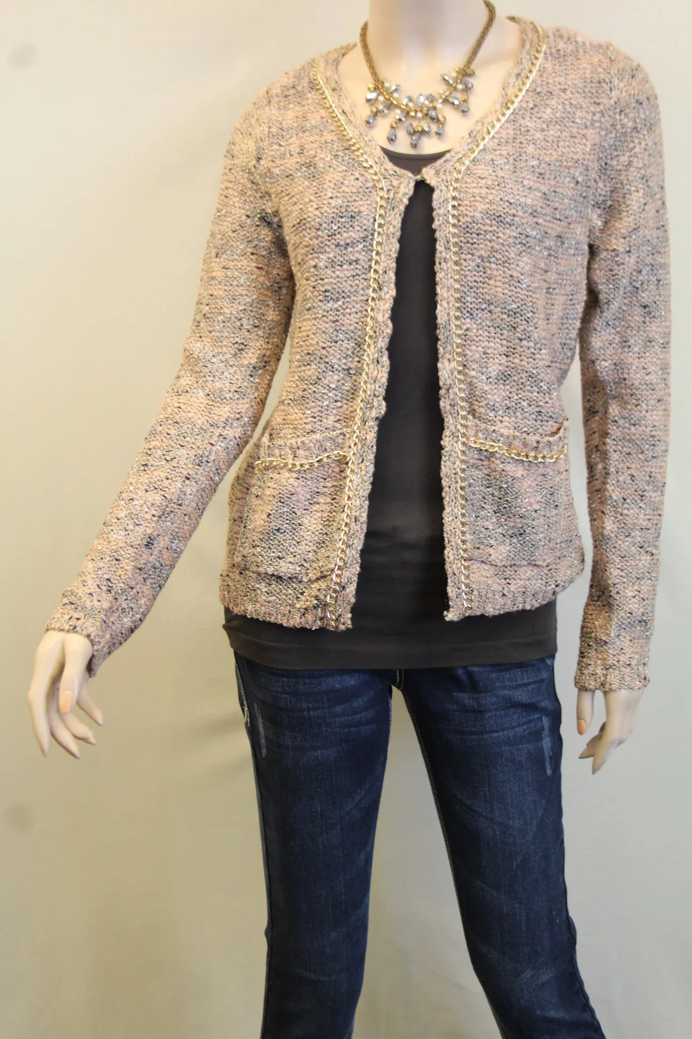 Lily | Two-Tone Sweater Cardigan with Gold Chain Trimming Pink