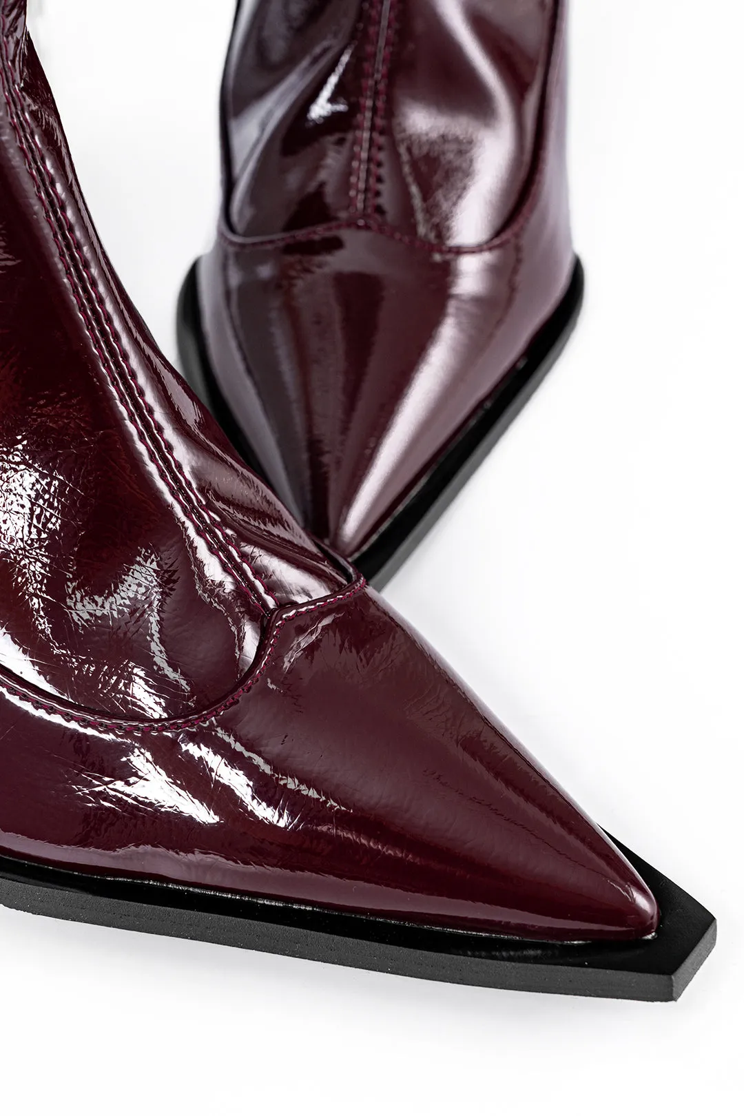 Mila - Sleek & Elegant Woman's Pointed Knee High Boots