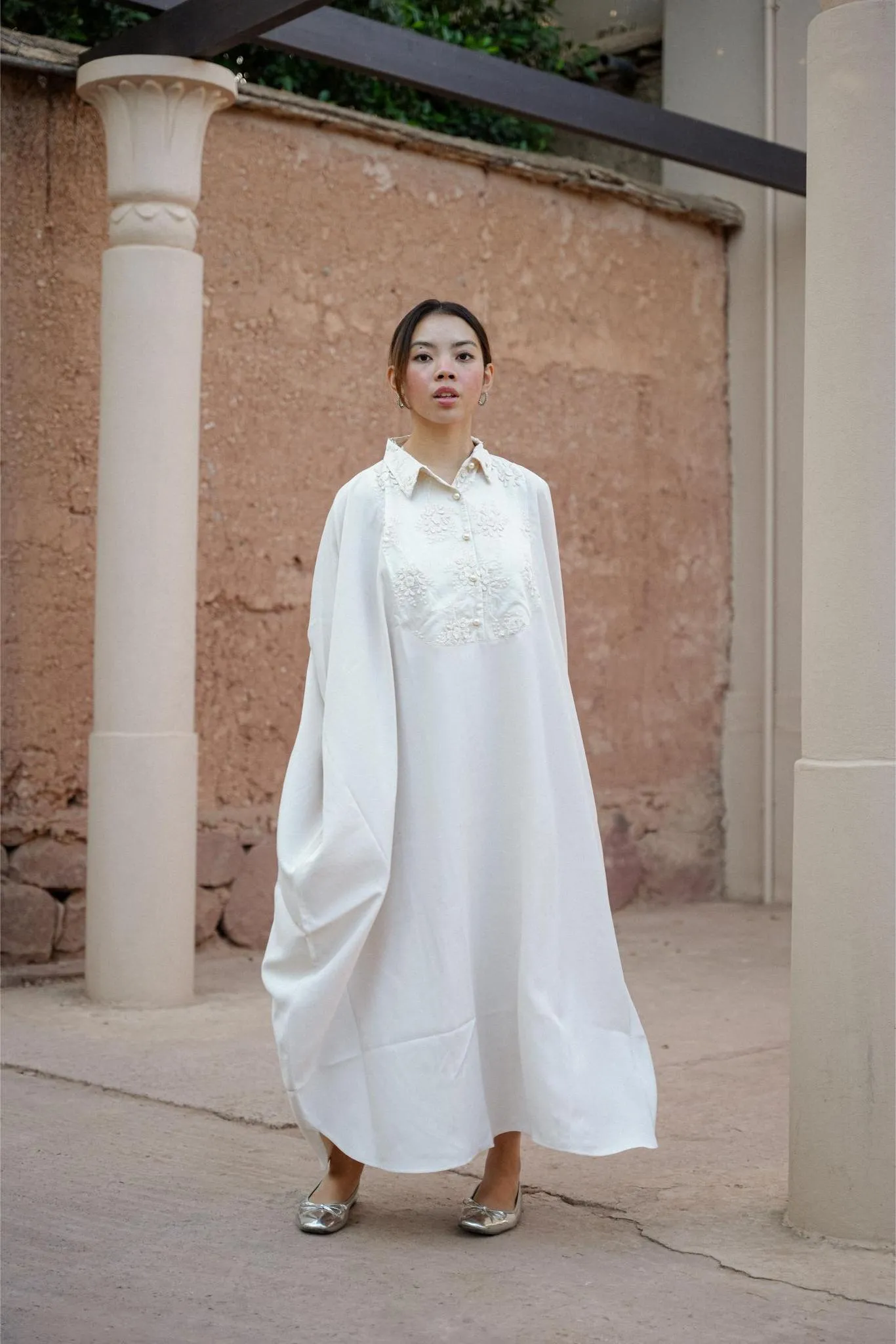 NAHLA KAFTAN IN PEARL