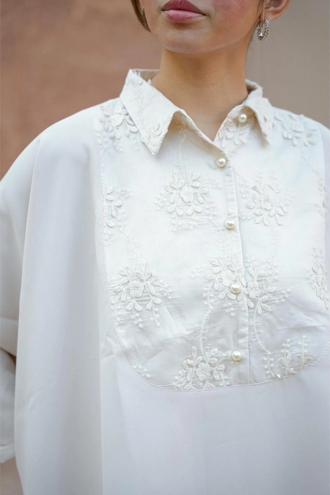 NAHLA KAFTAN IN PEARL