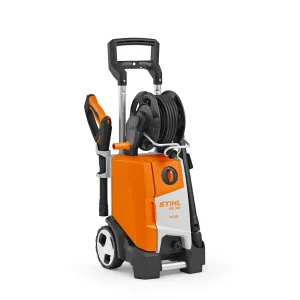 RE 140 PLUS Pressure Washer