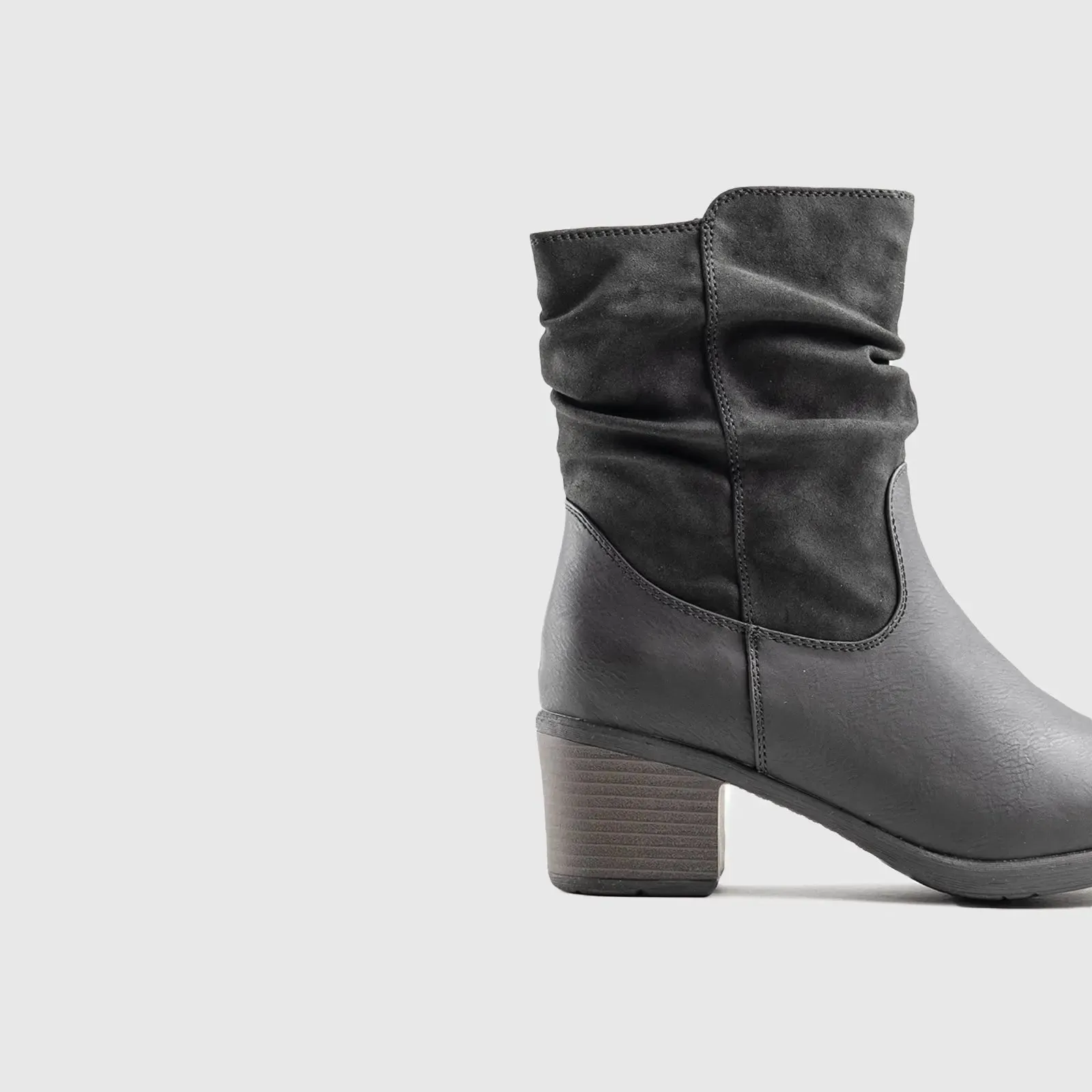 Soft Style Willow Ankle Boot Black 00311