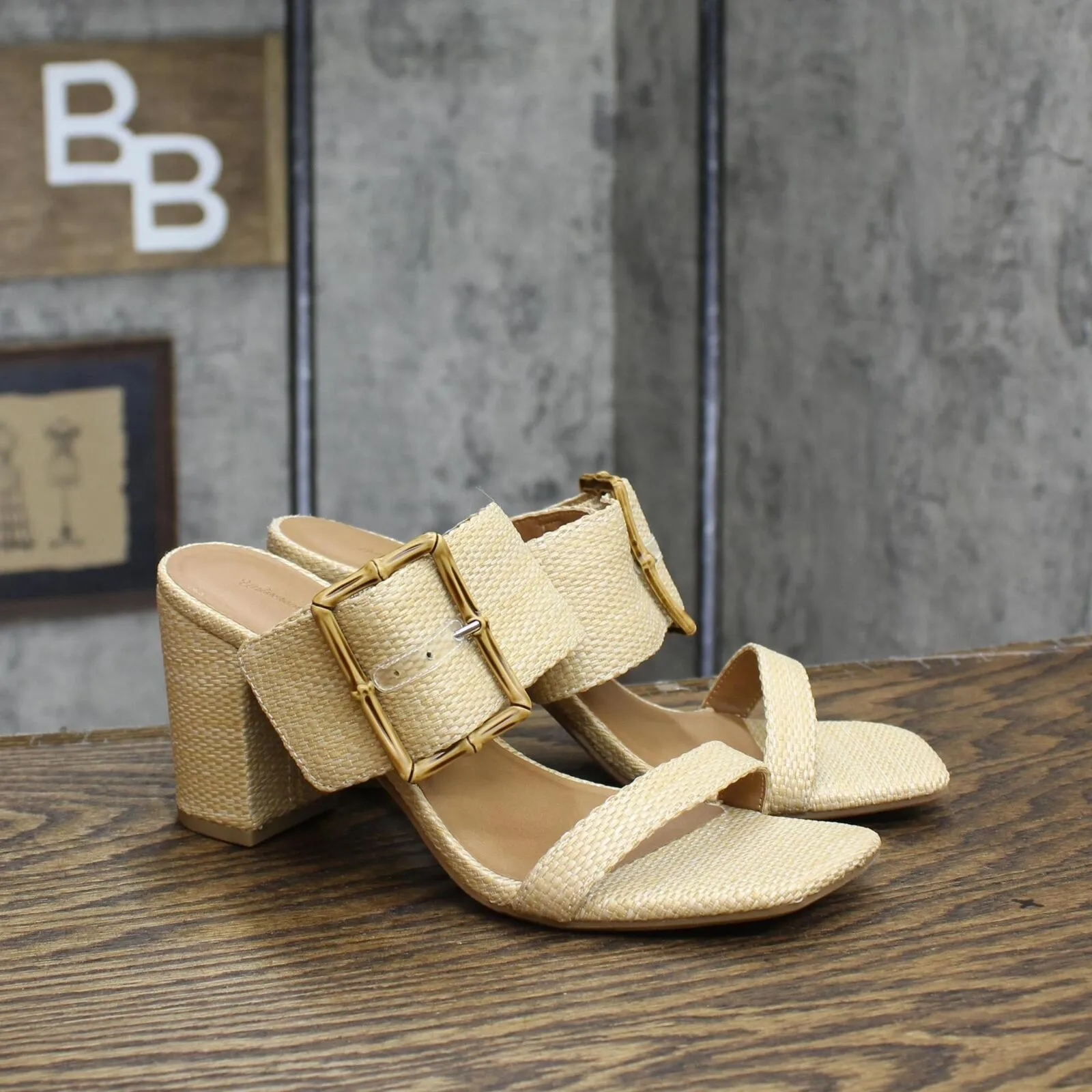Universal Thread Women's Bristol Mule Heels 89530654 Beige Brown 6.5M