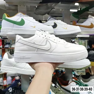 Women's Sneakers