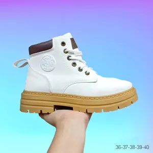 Women's Sneakers